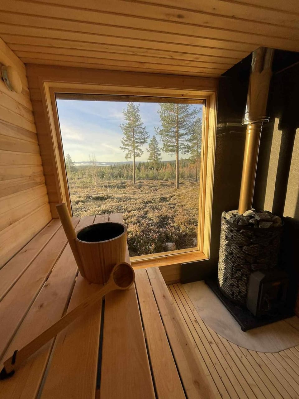 Cozy year-round cabin with sauna at Furutangen Cabin in Innlandet