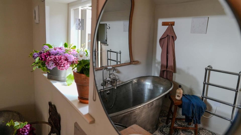 Bathroom, Bath