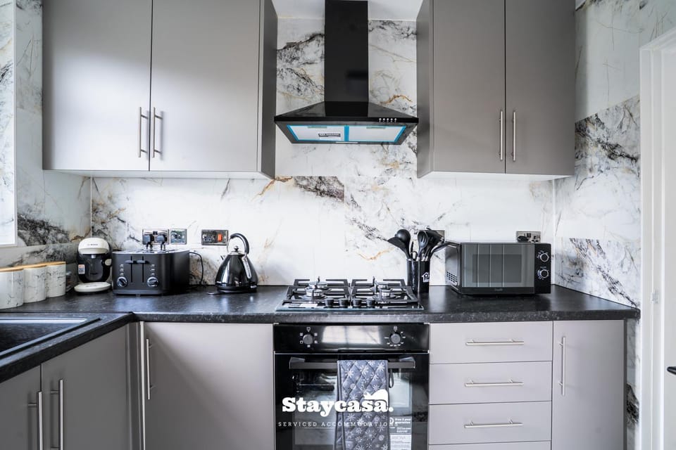 Spacious 4-Bed Home near Didsbury House in Manchester