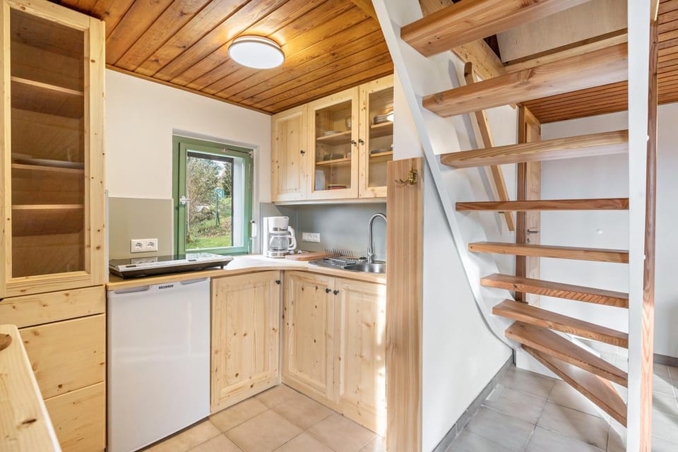 Property building, Kitchen or kitchenette, Living room