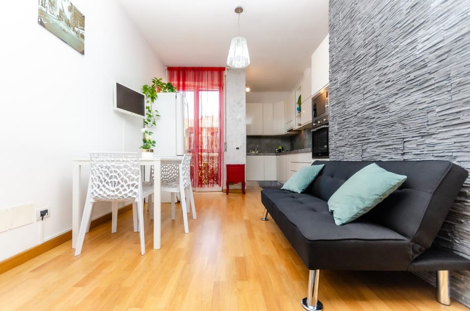 TV and multimedia, Kitchen or kitchenette, Living room, Seating area, Dining area, Evening entertainment