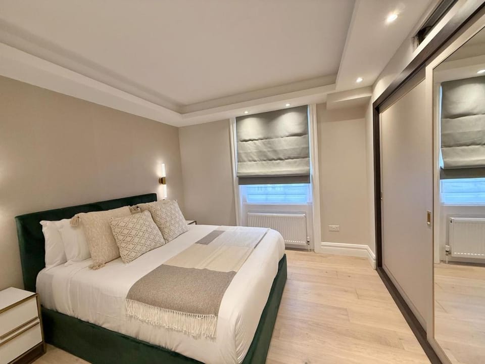 Luxurious 3-Bedroom Apartment Near Hyde Park Apartment in City of Westminster