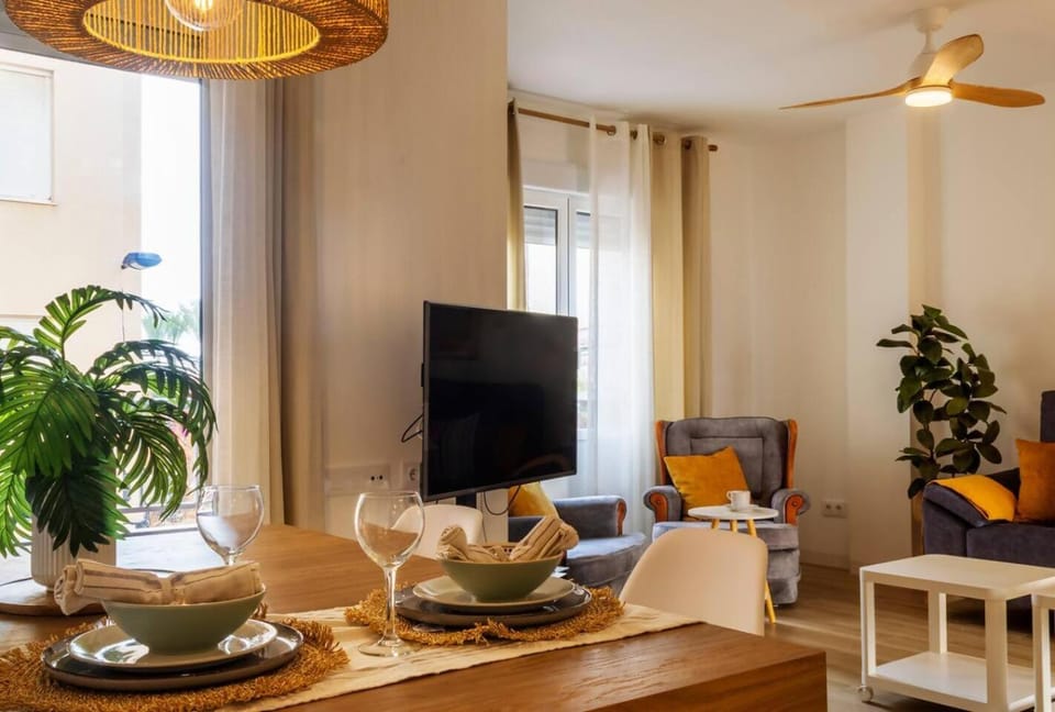 Apartment Pink Ocean Apartment in Torrevieja