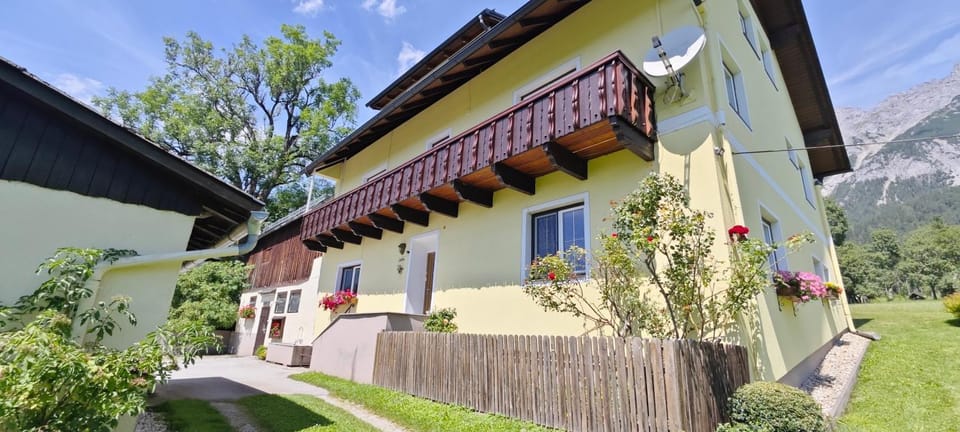 Haus Adler Country House in Salzburgerland