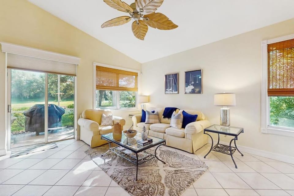 Greenway Dreaming House in Florida