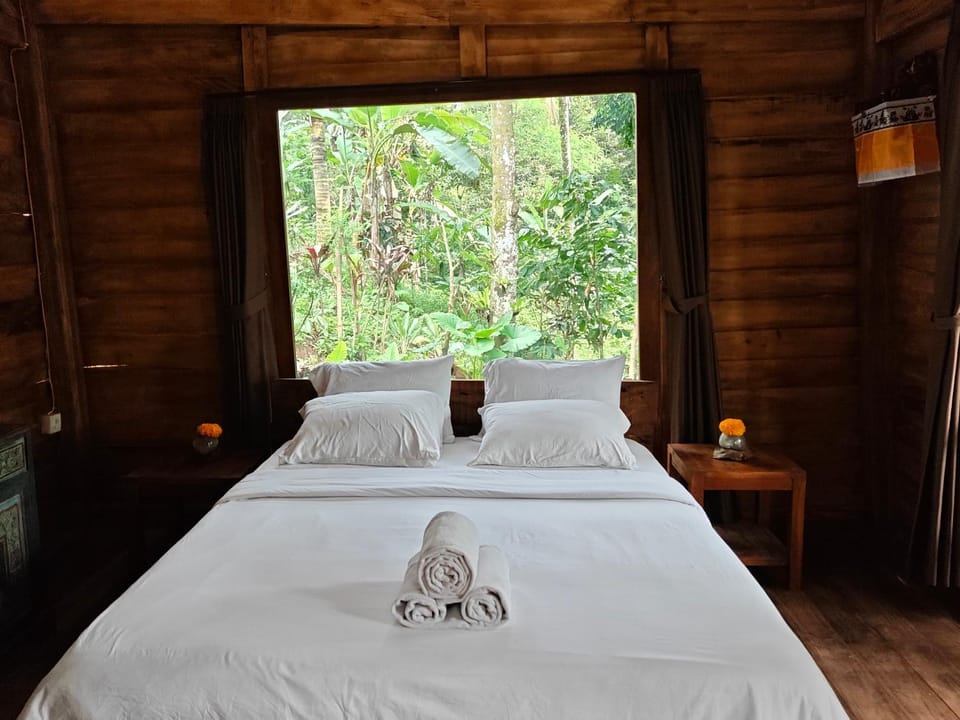 Pondok kepundung Chalet in East Selemadeg