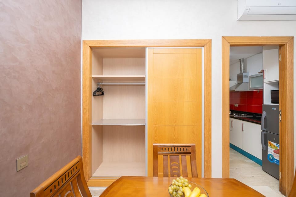 Dining area, wardrobe