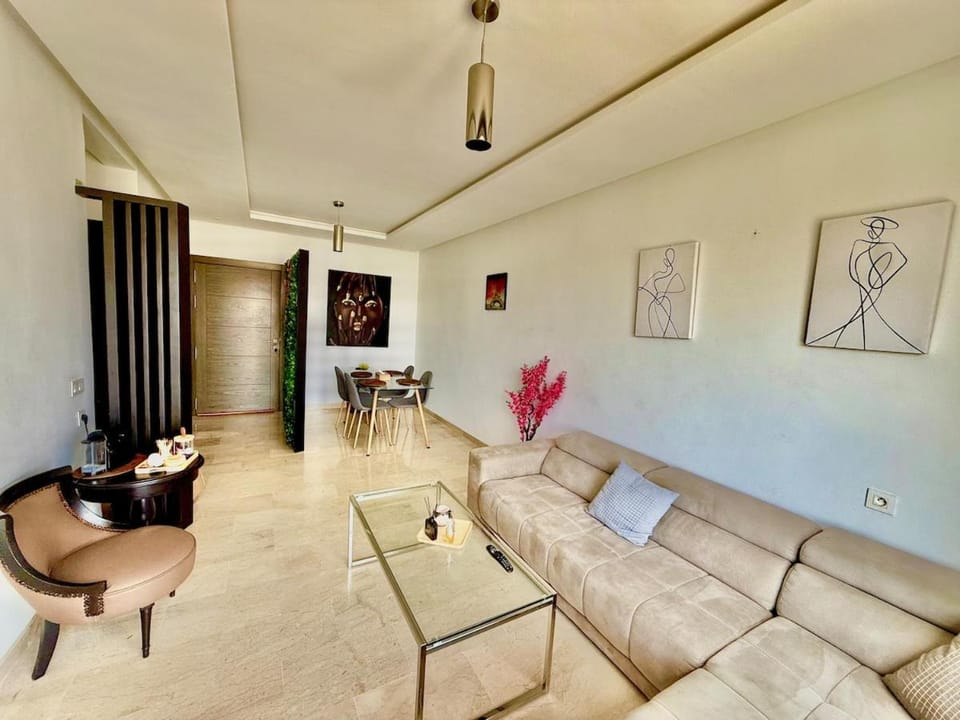 Modern Stay Downtown Agadir Bay With Pool & Private Parking Apartment in Agadir