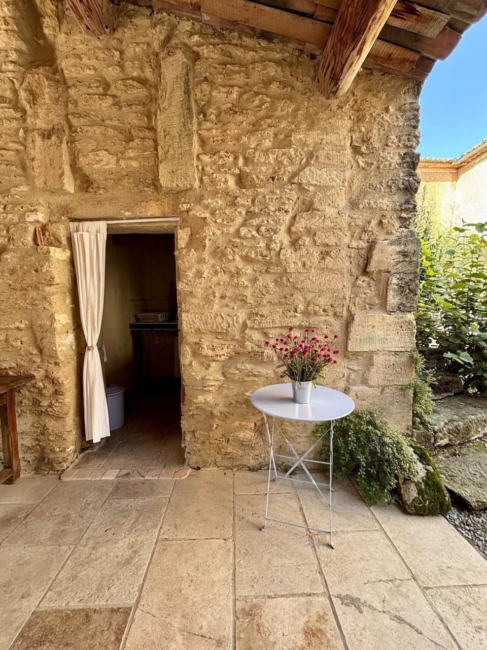 Patio, Garden, Dining area