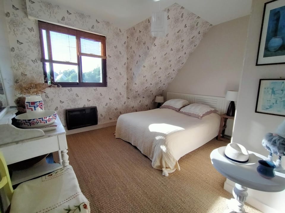 Living room, Bedroom