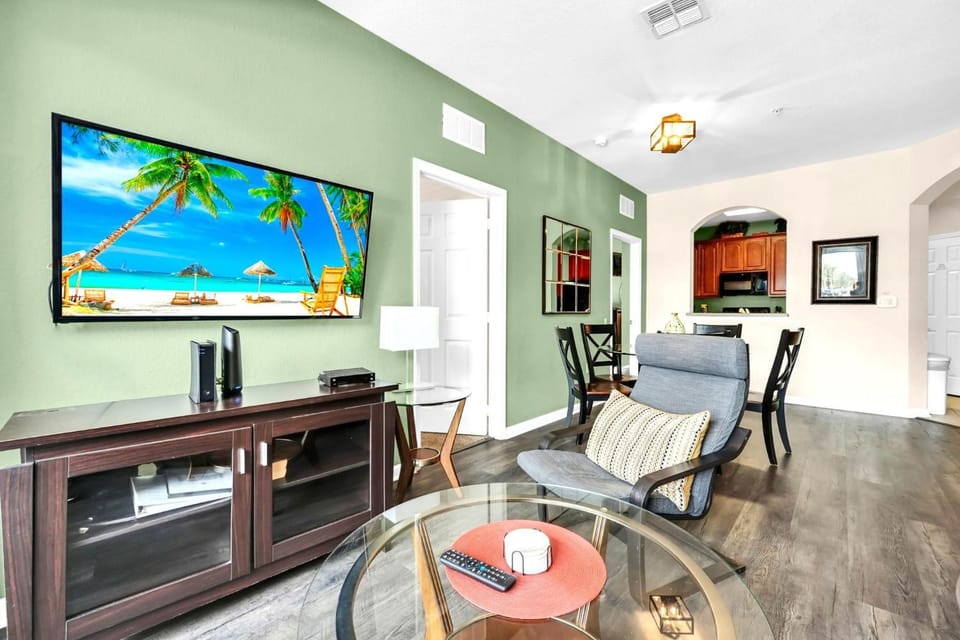 LOCATION - Clubhouse & Pool House in Orlando