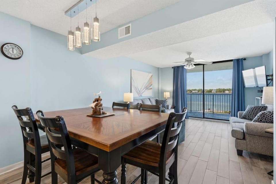 Compass Point 205 by Youngs Suncoast Apartment in West Beach