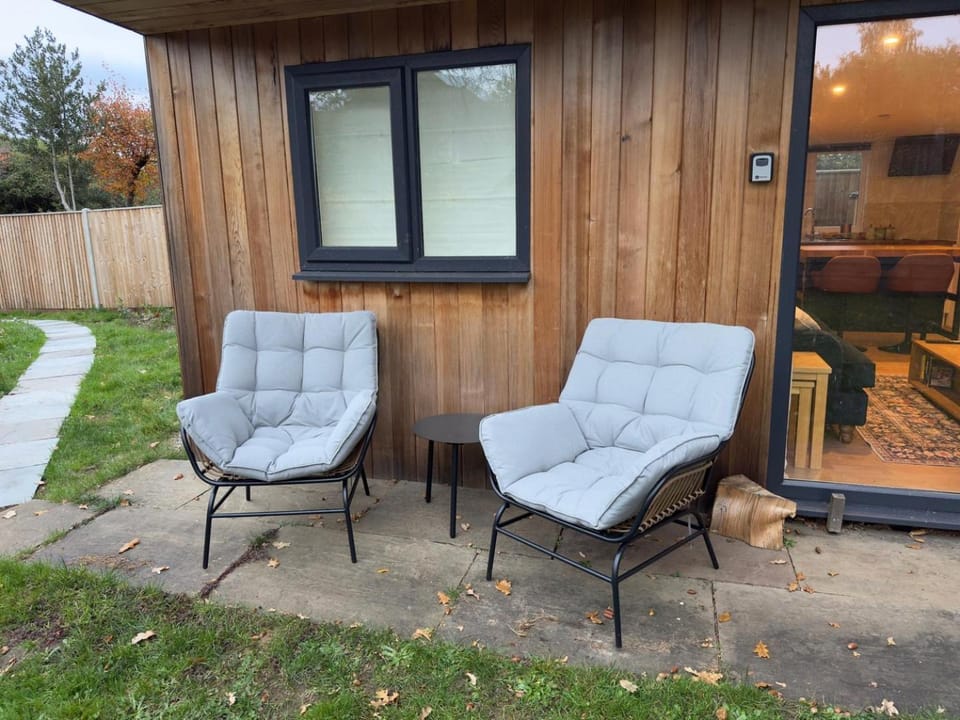 Patio, Day, Seating area