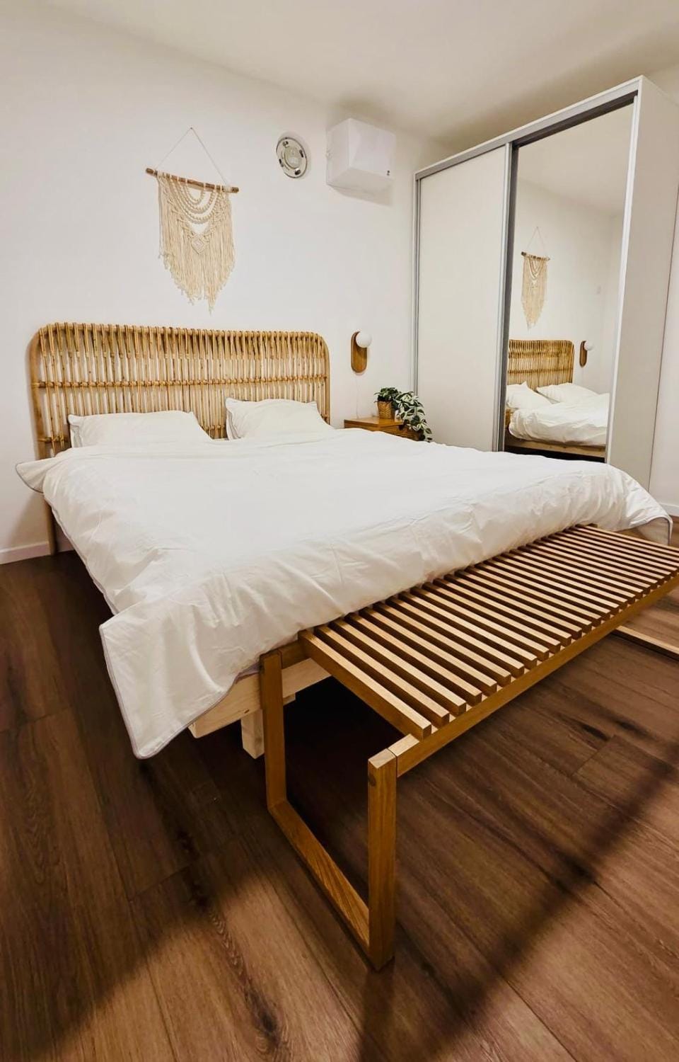 Bed, Photo of the whole room, Bedroom, wardrobe