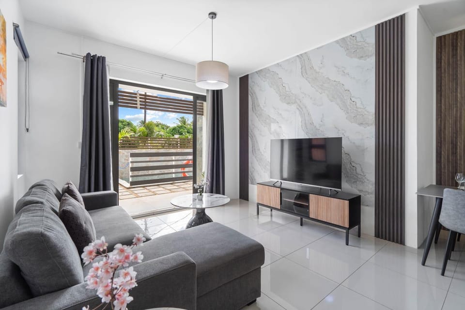 Communal lounge/ TV room, TV and multimedia, Living room, Seating area
