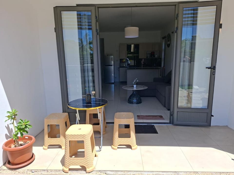 Patio, Day, View (from property/room), Balcony/Terrace, Dining area, Swimming pool