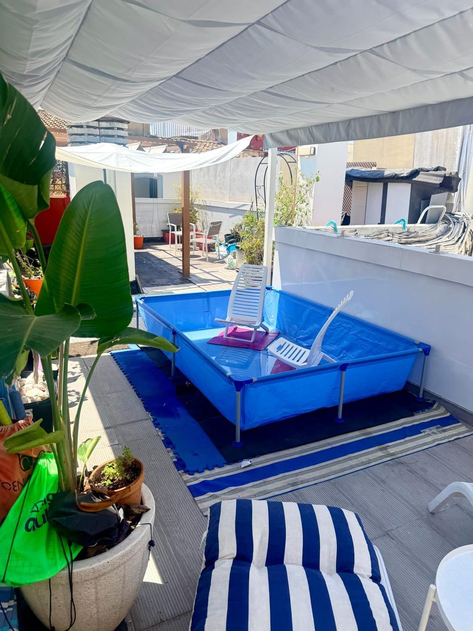 Habitación privada con Baño en un moderno y céntrico Atico en Ciutat Vella Vacation rental in Valencia