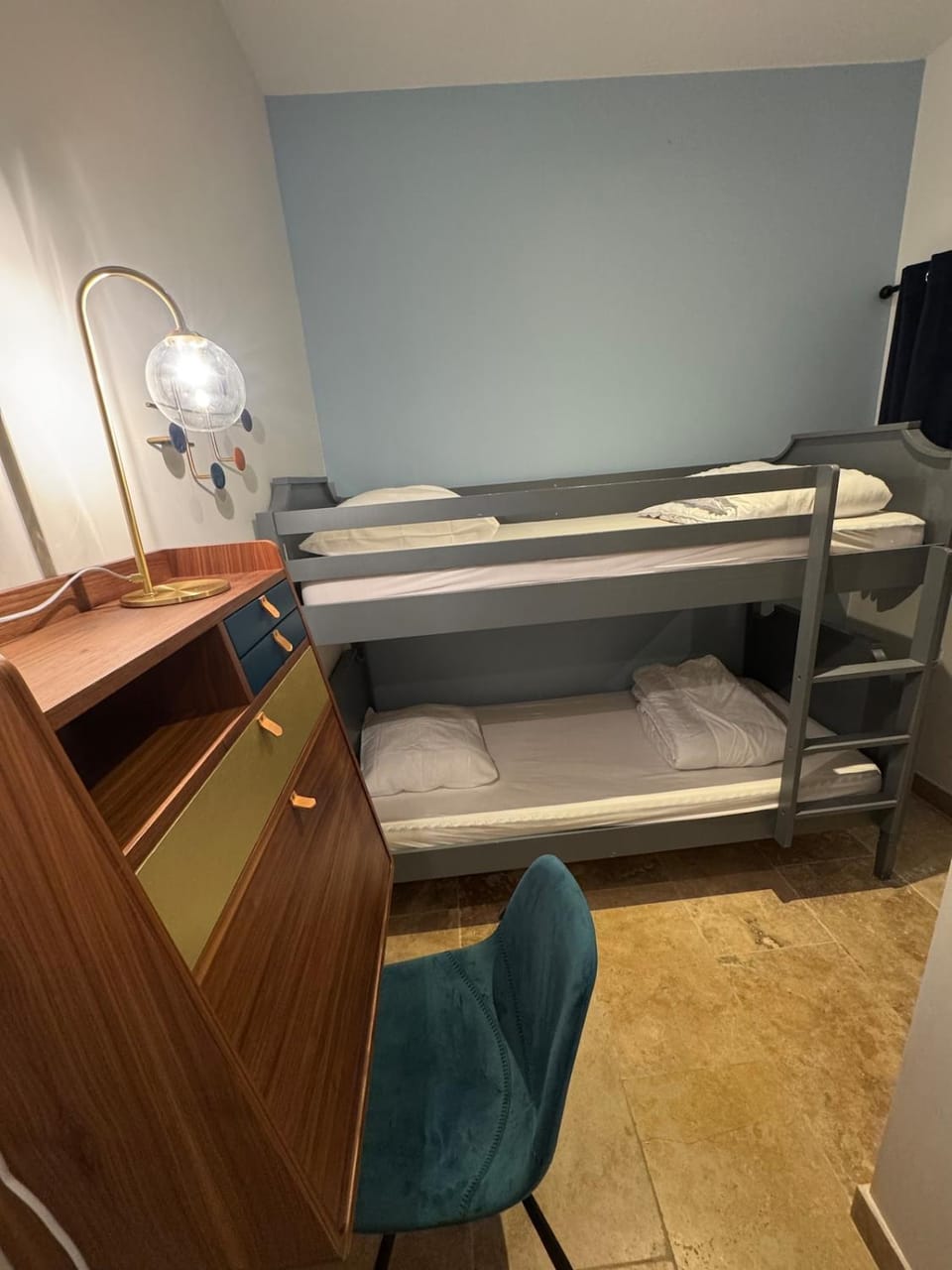 bunk bed