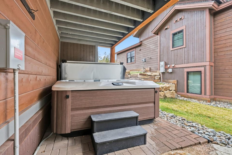Breckenridge Hideaway Steam Shower plus Hot Tub House in Breckenridge