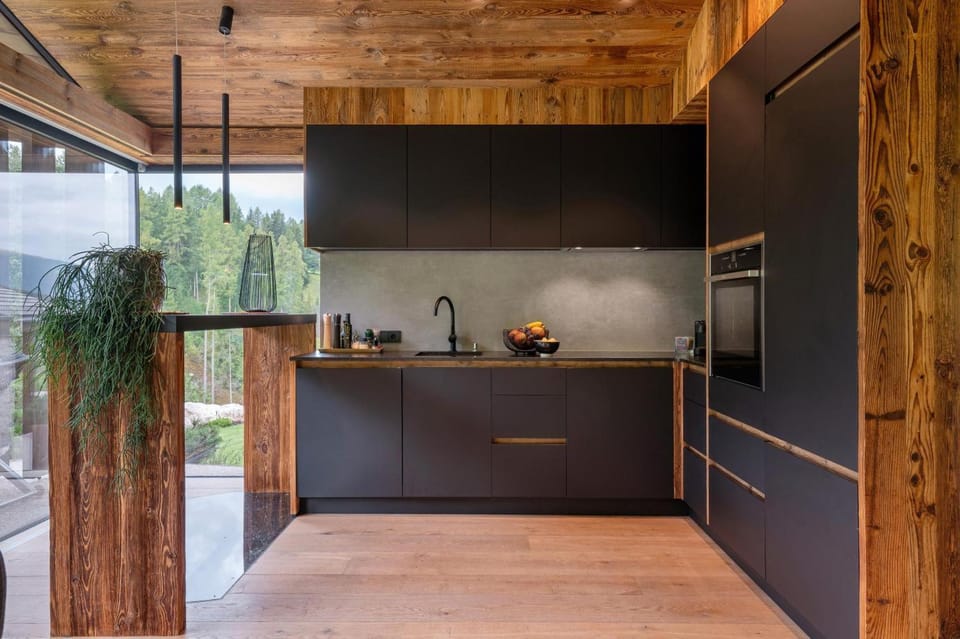 Kitchen or kitchenette, Living room