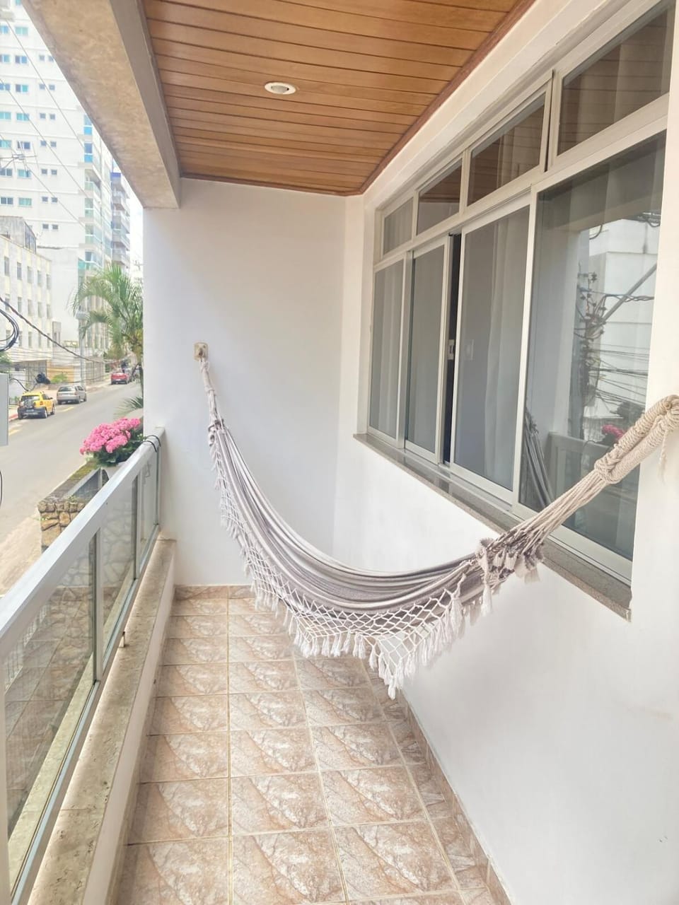 Praia do Morro - APARTAMENTO COMPLETO PARA ALUGUEL 3 quartos, 3 vagas e a 150m do mar Apartment in Guarapari