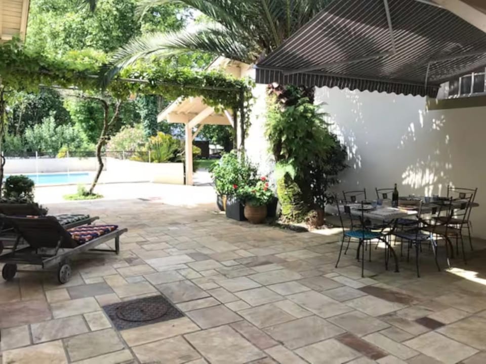Vieille House Villa in Nouvelle-Aquitaine