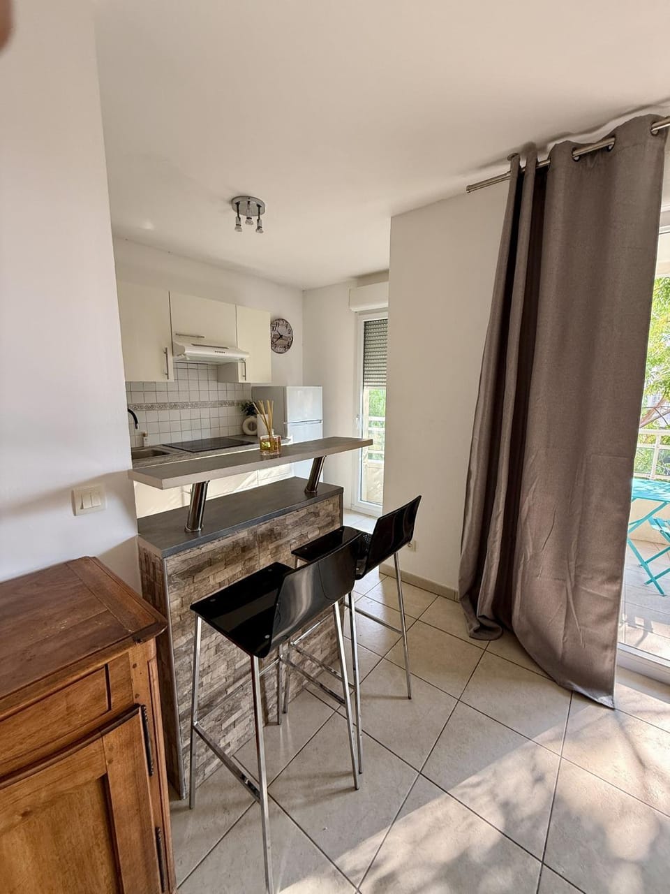 DAPHNE, appartement piscine Apartment in Cannes