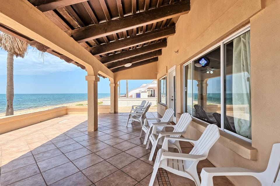 Balcony/Terrace, Beach, Sea view, sunbed