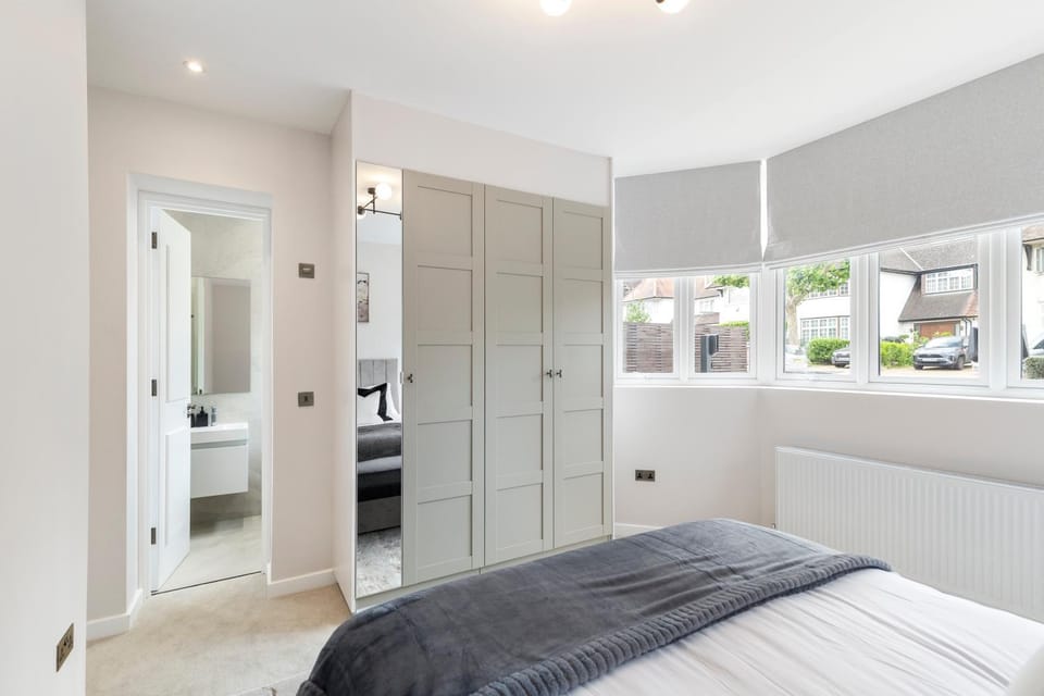 Stylish 3BR Flat in London Apartment in London Borough of Camden