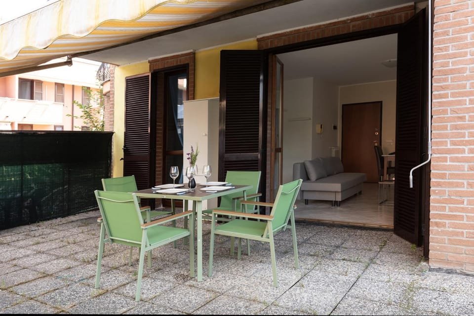 Balcony/Terrace, Dining area