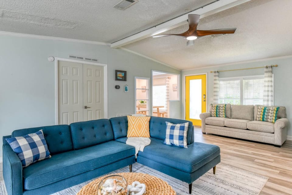 Riverside Paradise House in Butler Beach