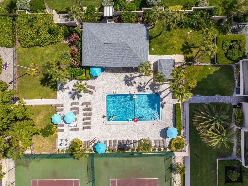 Our House at the Beach W-503 Apartment in Siesta Beach