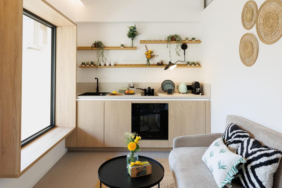 Suite Cigale Jaune avec terrasse et piscine à Antibes Apartment in Antibes