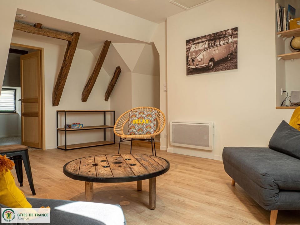 Gite Les Albarets House in Occitanie