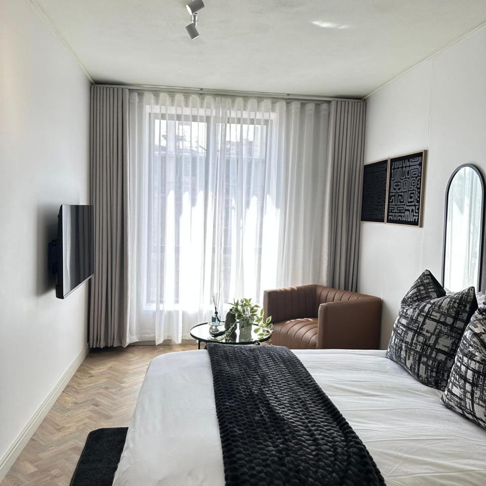 The One AT One Rosebank Apartment in Johannesburg