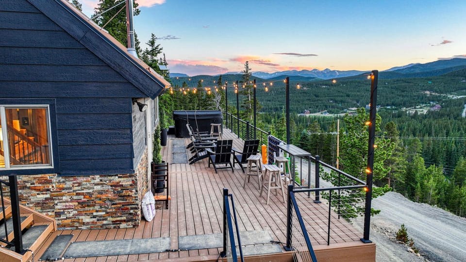 Skyline Lodge House in Colorado