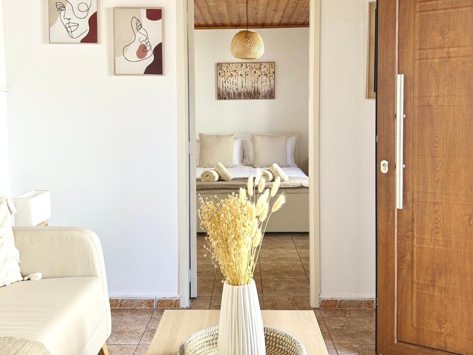 Living room, Bedroom