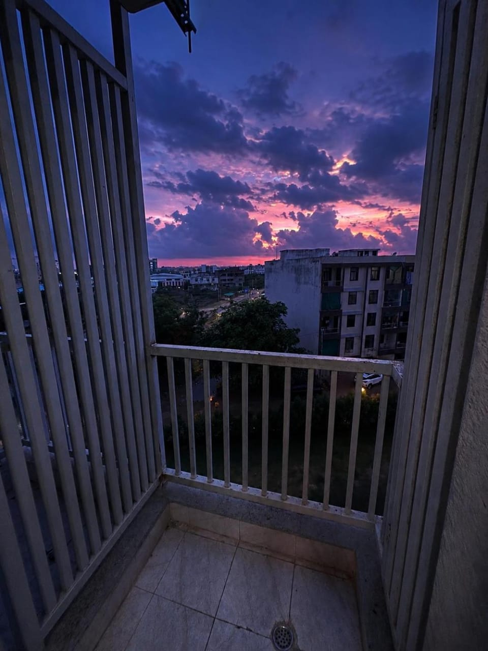 KD STAYS - Urban Suites Bed and Breakfast in Jaipur
