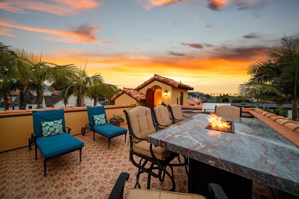 Oceanview Rooftop Escape Modern Spanish Decor House in La Jolla