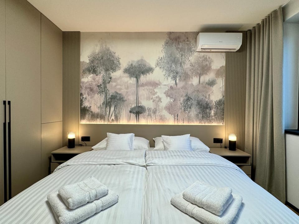 Bedroom, wardrobe
