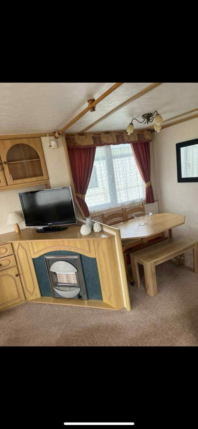 TV and multimedia, Dining area