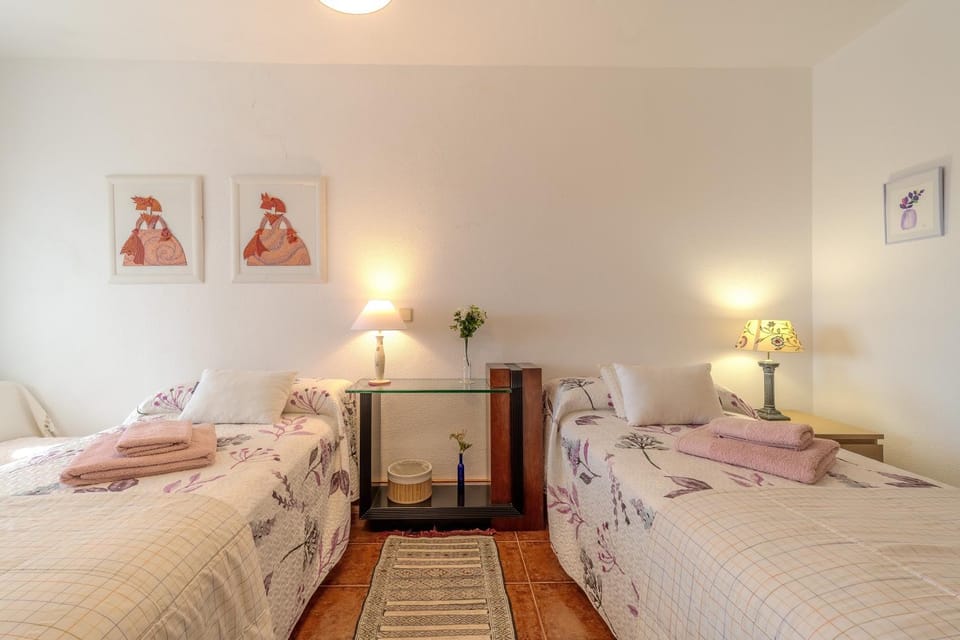 Chalet en la naturaleza a 1 hora de Madrid y WIFI House in Community of Madrid