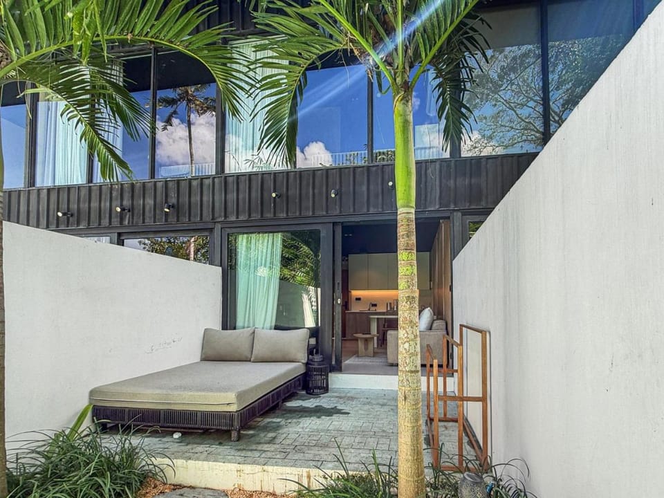 Villa Palm Suite Canggu Villa in North Kuta