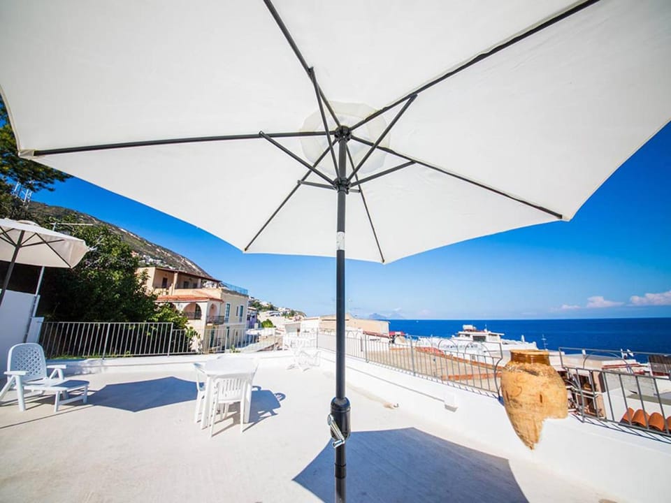 Solarium, View (from property/room), Balcony/Terrace, City view, Sea view