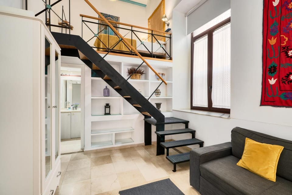 Living room, Bedroom
