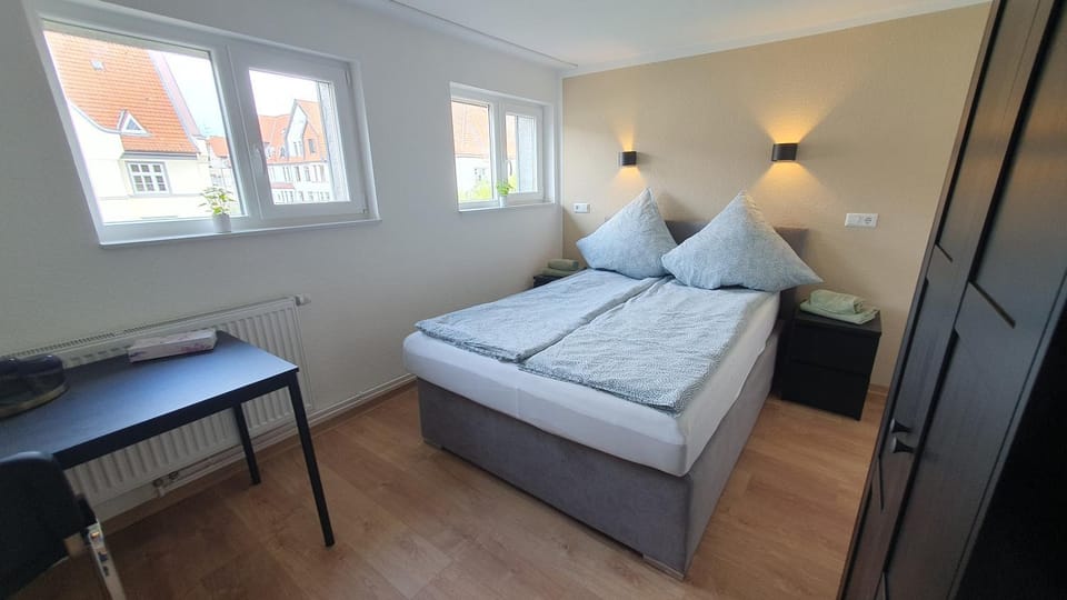 Bed, Photo of the whole room, Bedroom, wardrobe