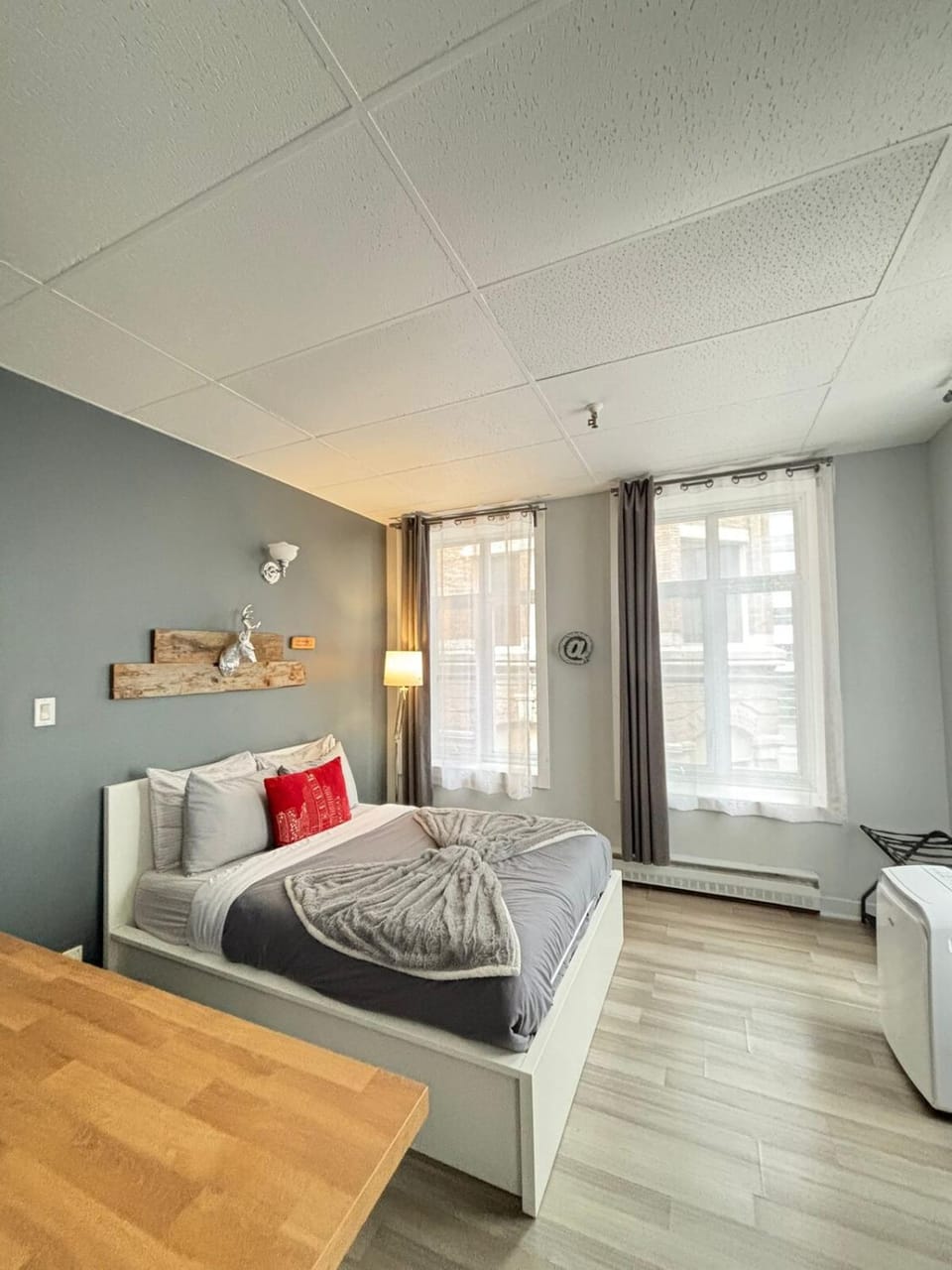 Urban Loft, St-Joseph St Apartment in Quebec City