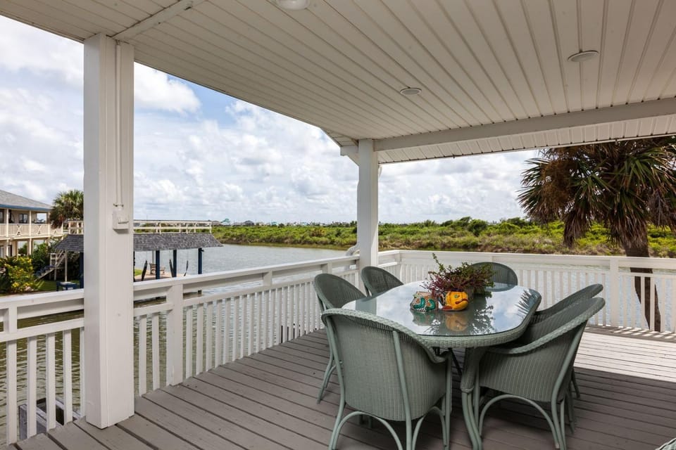 Luna Mar House in Galveston Island