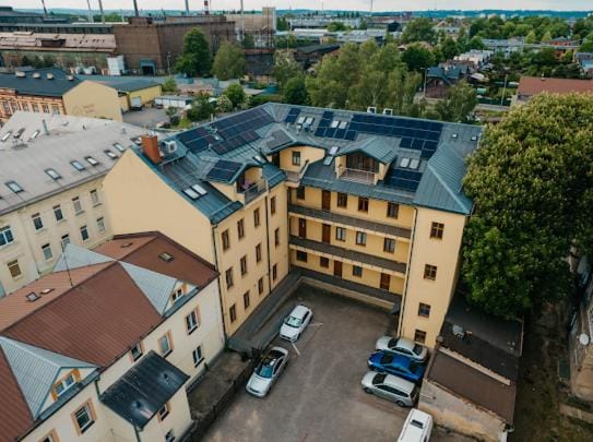 Property building, Neighbourhood, Parking