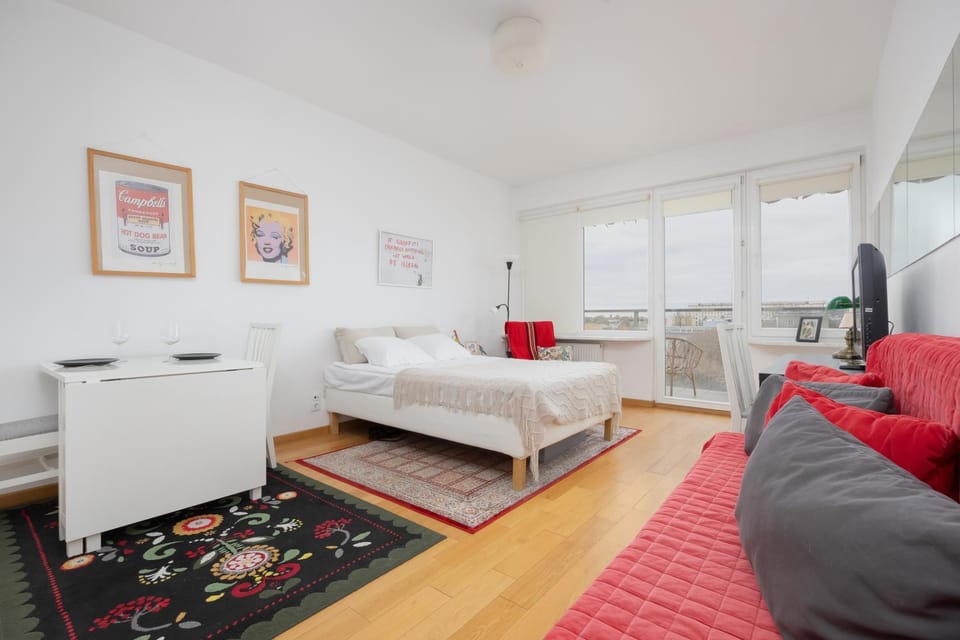 Bed, Seating area